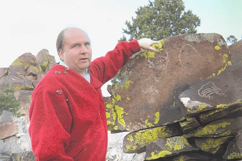 Билл Клинтон в джакузи и Майкл Джексон. Новые фото из архива Эпштейна