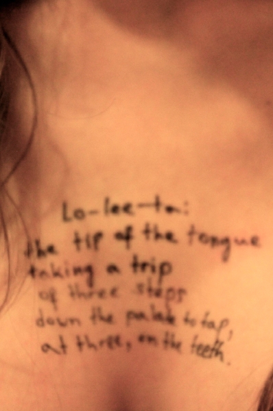 Билл Клинтон в джакузи и Майкл Джексон. Новые фото из архива Эпштейна