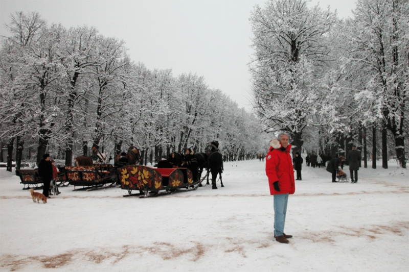 Билл Клинтон в джакузи и Майкл Джексон. Новые фото из архива Эпштейна