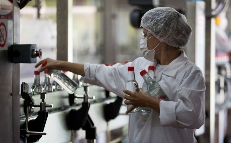 Бизнес попросил правительство заморозить акциз на алкоголь на три года