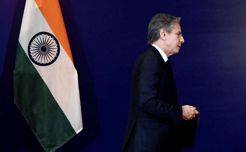 Блинкен позвонил Лаврову