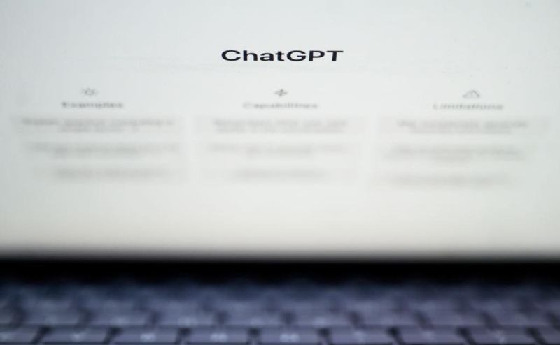 Bloomberg рассказал о способности чат-ботов создавать биооружие