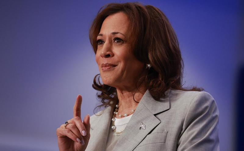 Bloomberg сообщил о рисках для Трампа из-за нападок на Харрис