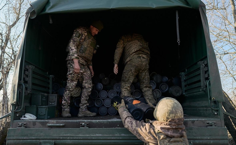 Bloomberg узнал, что Париж и Рим заблокировали выделение &euro;5 млрд Киеву