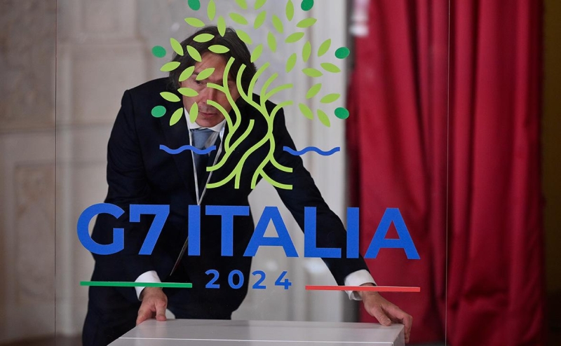 Bloomberg узнал детали плана финансирования Киева за счет активов