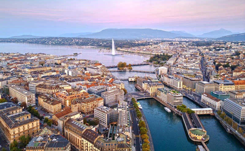 Bloomberg узнал, как лазейки подвели швейцарских юристов под санкции