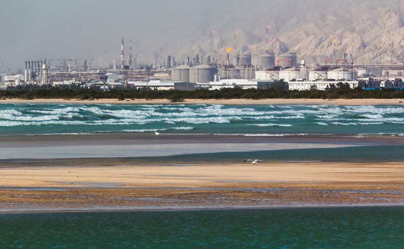 Bloomberg узнал о нежелании США наказывать Китай и ОАЭ за иранскую