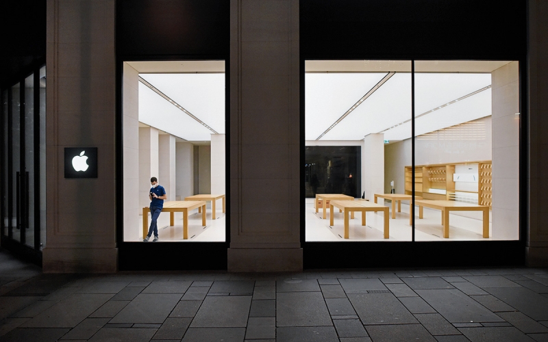 Bloomberg узнал о планах Apple представить новый бюджетный iPhone