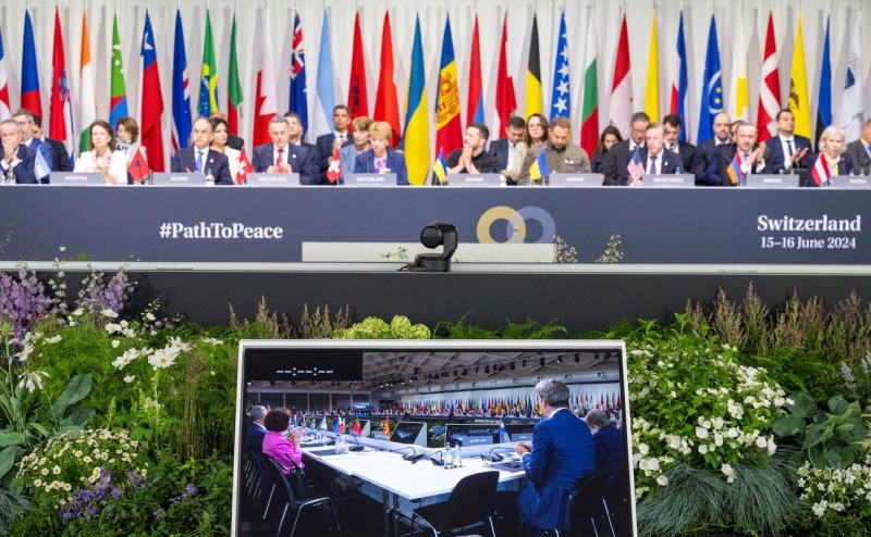 Bloomberg узнал о плане Украины провести второй мирный саммит до