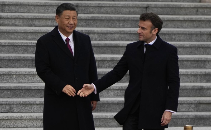 Bloomberg узнал о «почве» для мира на Украине после встречи Макрона и