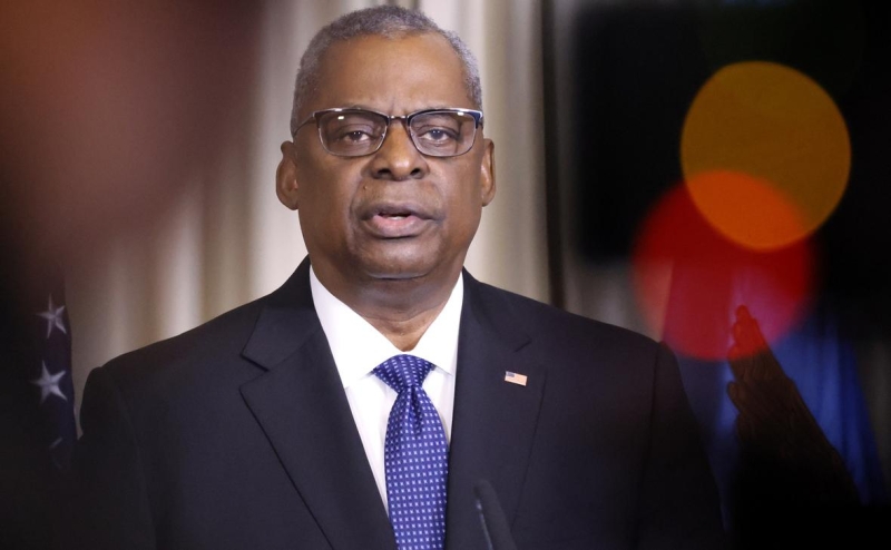 Bloomberg узнал о попытке США организовать встречу Остина и Ли Шанфу