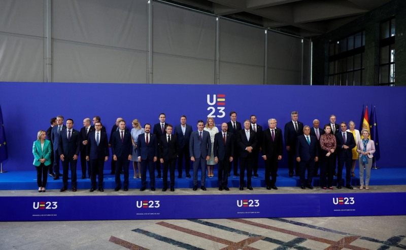 Bloomberg узнал о размолвке на саммите из-за Макрона, Мелони и