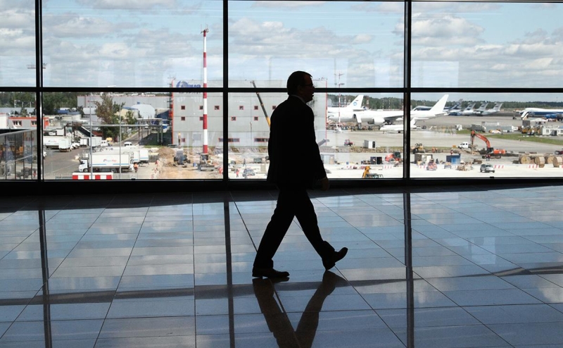 Более 10 рейсов задержали или отменили в столичных аэропортах