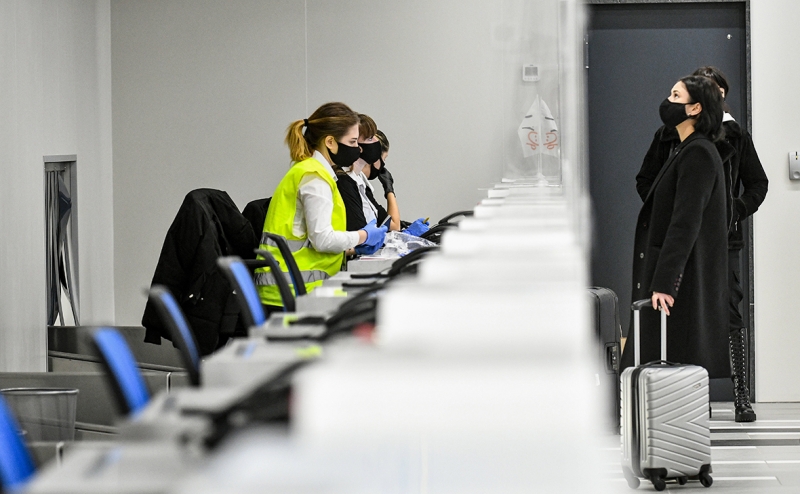 Более 30 стран рекомендовали своим гражданам покинуть Украину