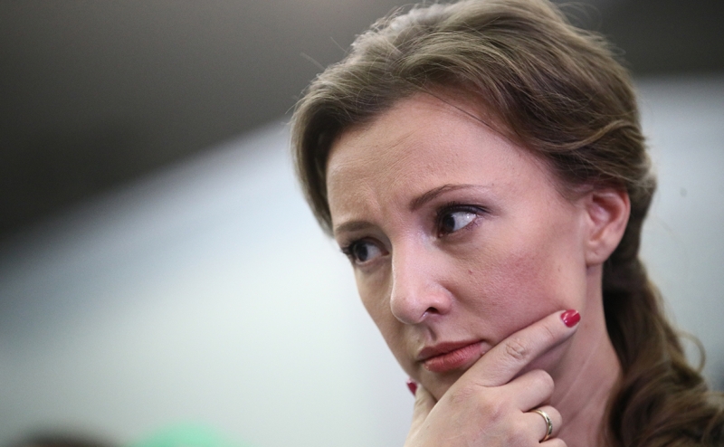 Более половины россиян оказались не готовы вакцинировать детей от COVI