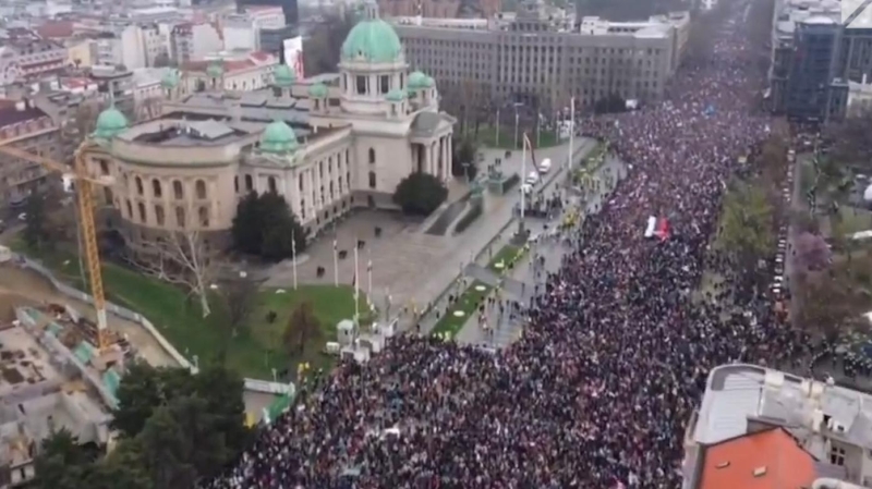 Больше 100 тыс. человек вышли на антиправительственный протест в