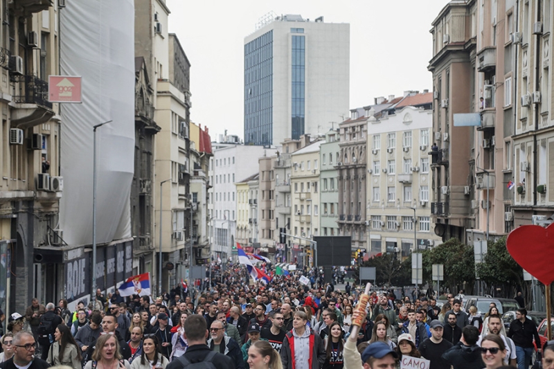 Больше 100 тыс. человек вышли на антиправительственный протест в