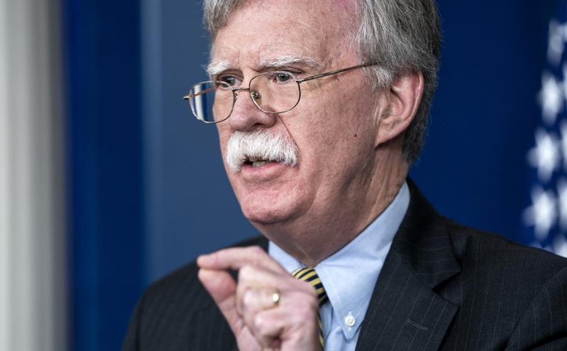 Болтон предупредил о «разрушительных уступках» России при Трампе