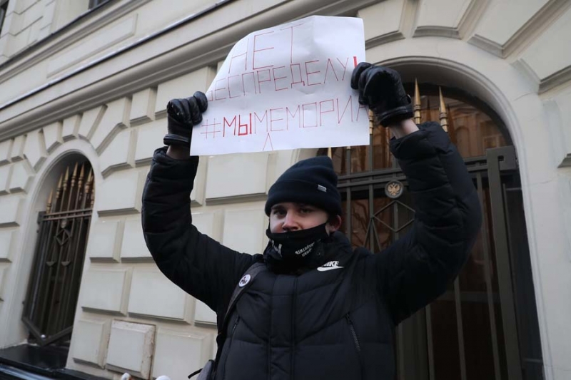 &laquo;Борьба за историю&raquo;: почему ликвидировали &laquo;Мемориал&raquo;