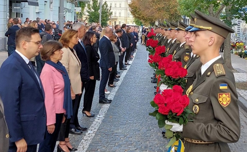 Боррель анонсировал историческую встречу глав МИД стран ЕС в Киеве