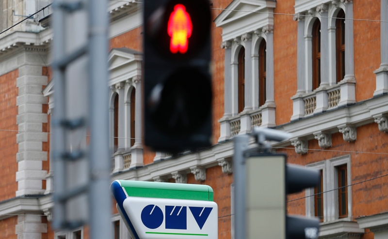 Боррель заявил об угрозах в ЕС наложить вето на запрет нефти из России