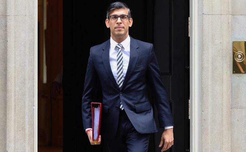 Британия начнет летом обучать пилотов Украины и обсудит передачу F-16