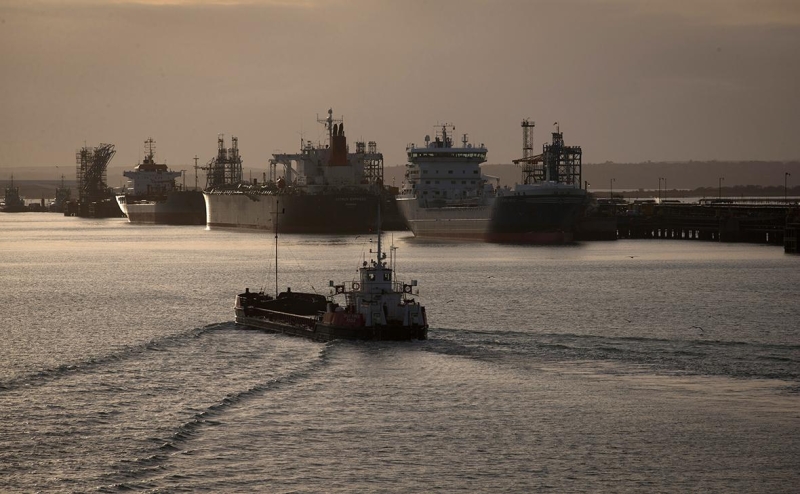 Британия внесла в список санкций против России 11 судов