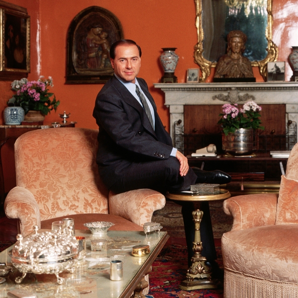 «Бури меня не пугают»: чем запомнится Сильвио Берлускони