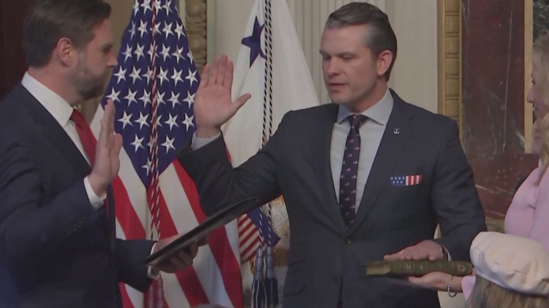Бывший ведущий Fox принял присягу как глава Пентагона