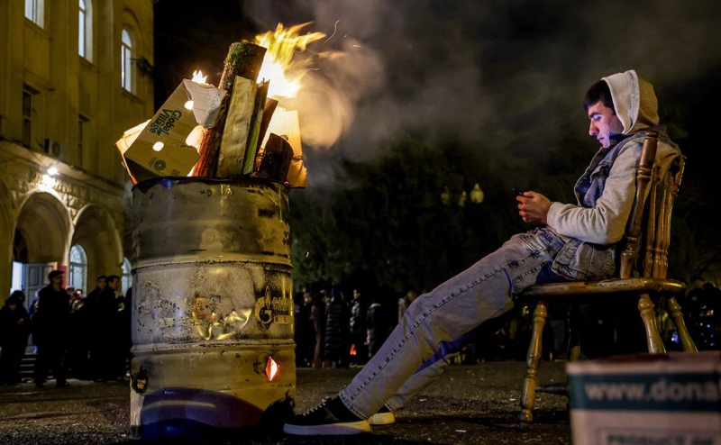 Бжания поручил силовикам действовать &laquo;по уставу&raquo; после попытки