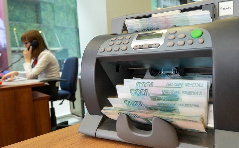 ЦБ из-за санкций смягчил контроль за внешнеторговыми операциями