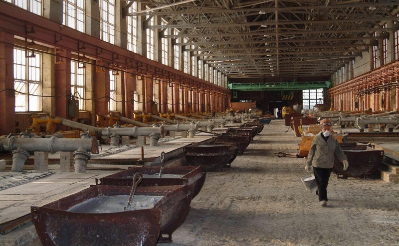 ЦБ обжалует изъятие акций Соликамского завода у частных инвесторов