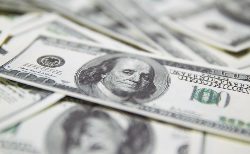 ЦБ отменил покупки валюты на фоне ослабления рубля