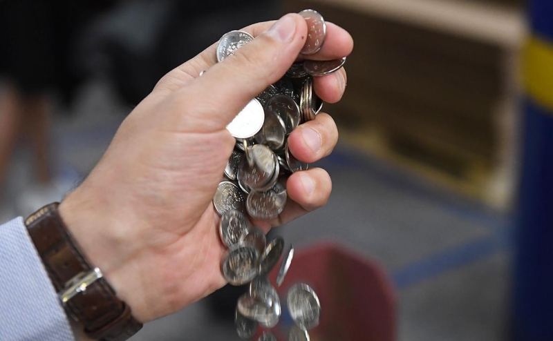 ЦБ рассмотрит разблокировку спецсчетов дружественных иностранцев