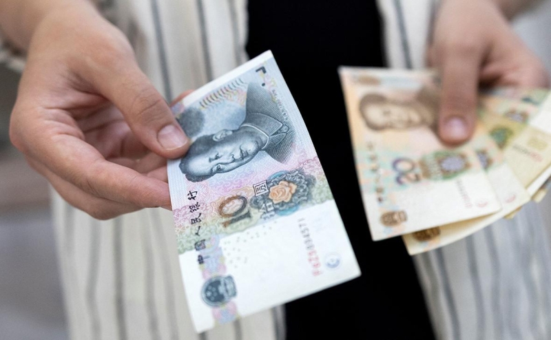 ЦБ сократил продажи валюты в день падения рубля до ₽83 за доллар