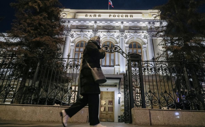 ЦБ в третий раз подряд сохранил ключевую ставку 21%