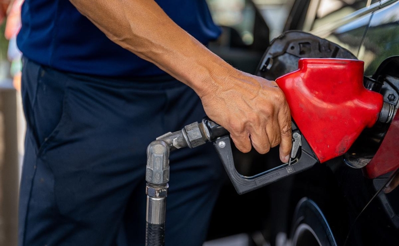 Цена бензина на бирже вновь побила исторический рекорд