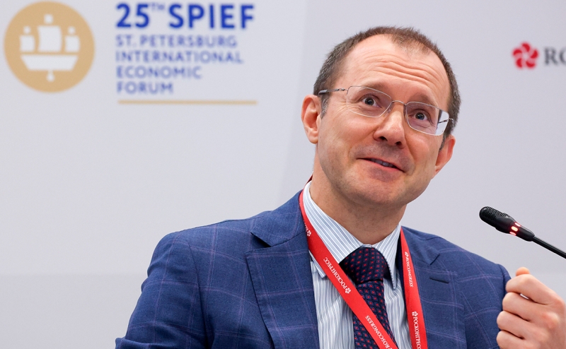 Центробанк начал готовиться к сценарию с отменой биржевых торгов долларом