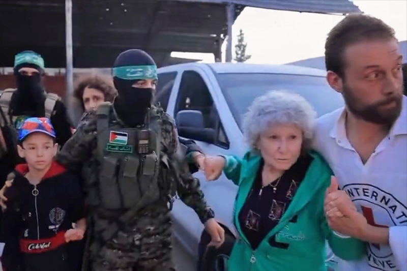 Channel 12 узнал о планах ХАМАС освободить россиянина