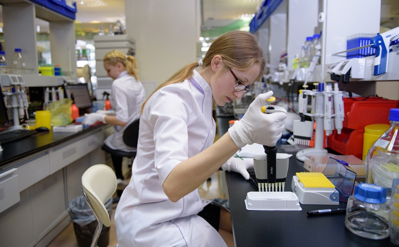 Частные лаборатории зафиксировали взрывной рост спроса на COVID-анализ