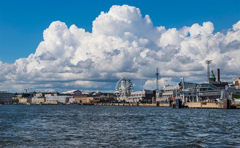 Чехия отказалась выдавать визы и ВНЖ россиянам до конца марта 2023 года