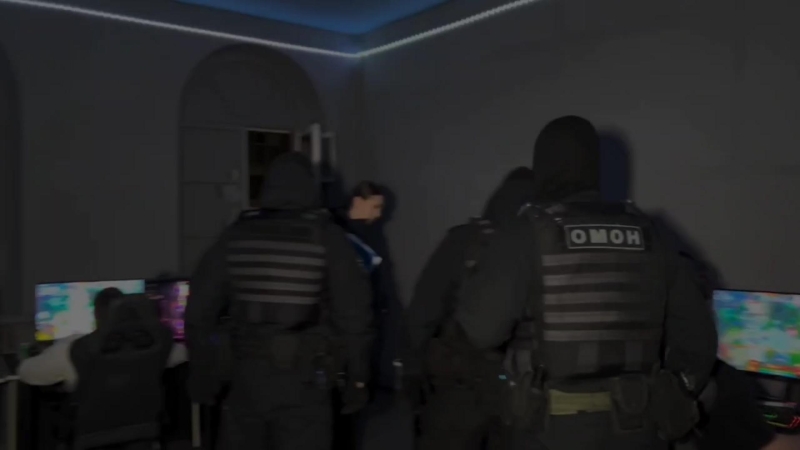 Челябинская полиция нашла подростков во время ночного рейда