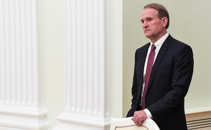 «Человек комсомольского агрессивного типа». Чем известен Виктор Медведчук