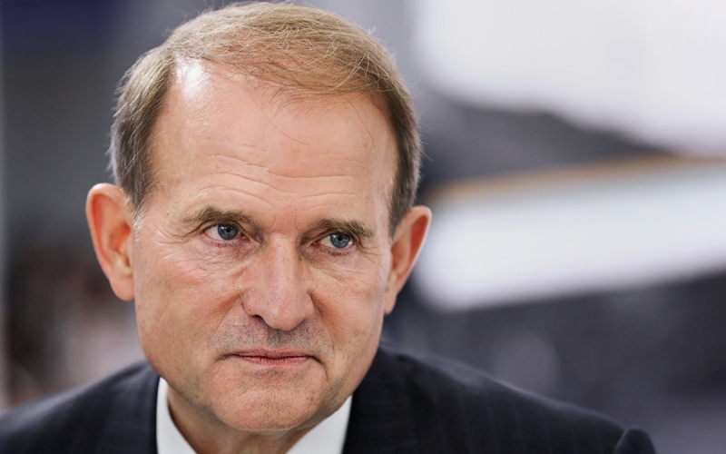 «Человек комсомольского агрессивного типа». Чем известен Виктор Медведчук