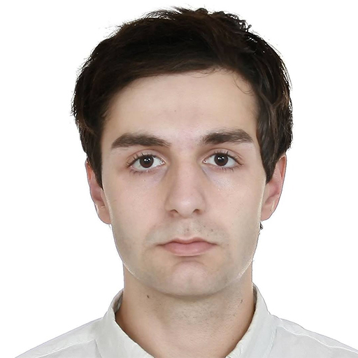 «Человек комсомольского агрессивного типа». Чем известен Виктор Медведчук