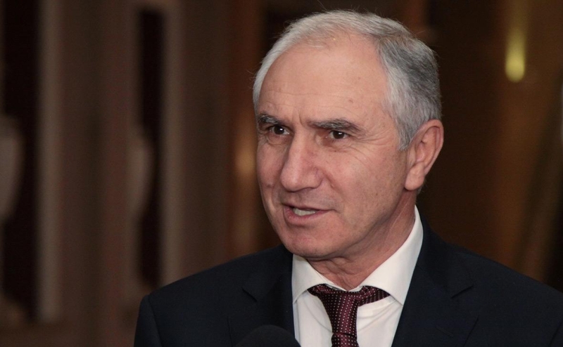 Чем примечательны начавшиеся в Абхазии досрочные президентские выборы