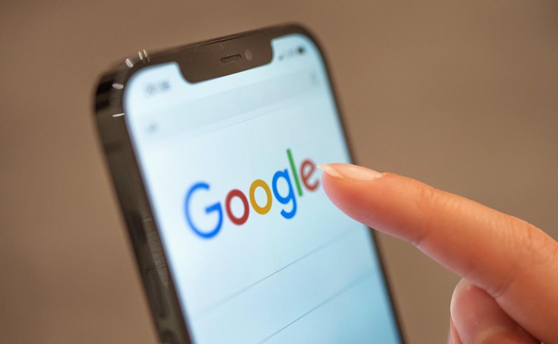 Чернышенко пообещал не позволить операторам «наживаться на наших