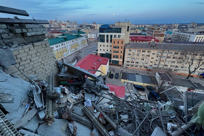 Четыре человека пострадали при обстреле Белгорода и Белгородского