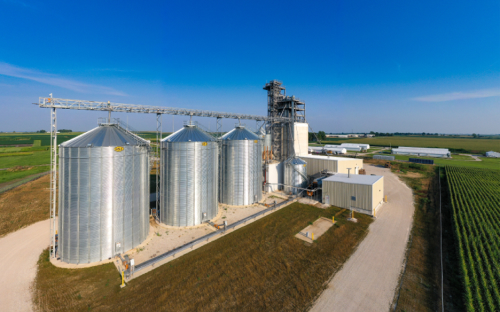 Число поездок россиян на машине в Европу снизилось вдвое на фоне