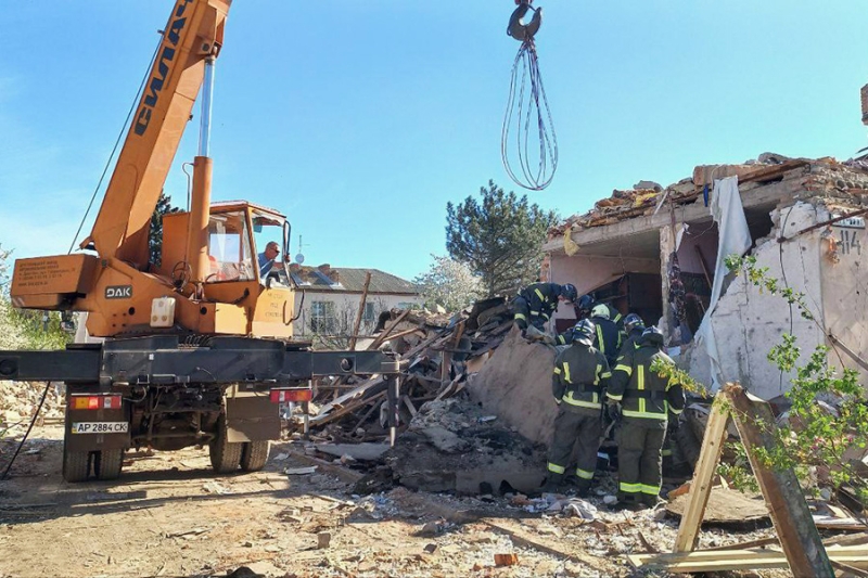 Число погибших при обстреле Токмака выросло до восьми